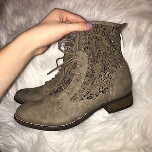 Lace boots